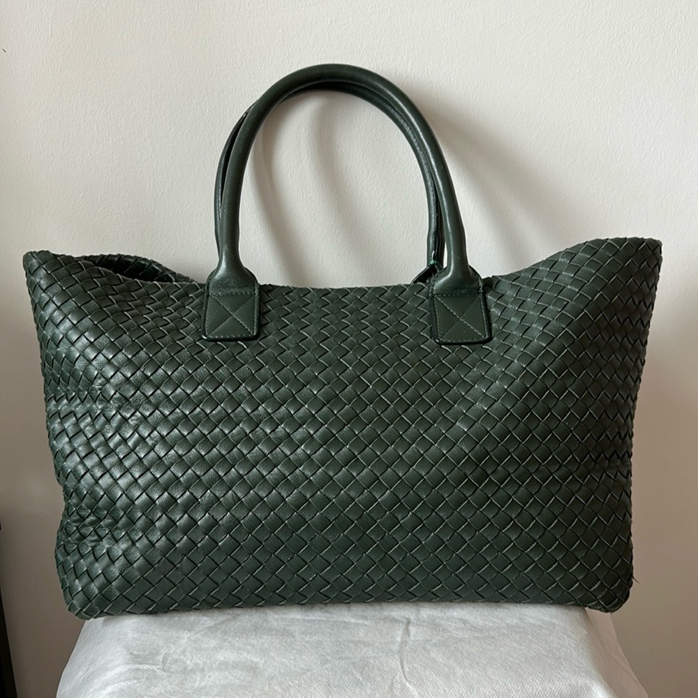 Bottega Veneta Cabat Tote Raintree Green